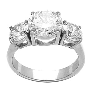 Bague en acier trois oxydes blancs sertis