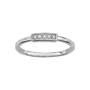 Bague en argent rhodi anneau lisse avec rectangle orn d\'oxydes blancs sertis au milieu - Vue 1