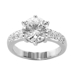 Bague en argent rhodi solitaire en oxyde blanc serti 6 griffes et petit oxydes blancs sertis sur l\'anneau - Vue 1