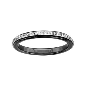 Bague en argente et c�ramique noire orn�e d'un rail d'oxydes blancs sertis