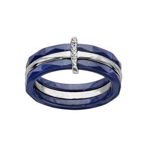 Bague en céramique bleu 3 anneaux, 2 en céramique bleu facetté et 1 en argent rhodié avec barre centrale ornée d\'oxydes blancs sertis - Vue 1