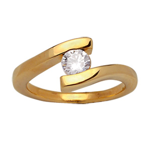 Bague en plaqué or 1 brin tournant avec 1 oxyde blanc entre les extrémités - Vue 1