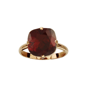 Bague en plaqué or gros oxyde carré grenat serti 4 griffes - Vue 1