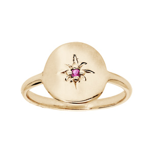 Bague en plaqué or pastille étoile avec oxyde rouge - Vue 1