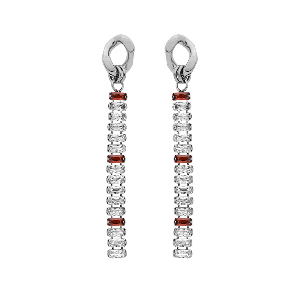 Boucles d\'oreille en acier pendantes avec chanette d\'oxydes blancs et rouge sertis en cascade et fermoir poussette - Vue 1