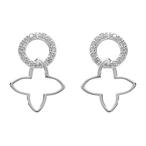 Boucles d'oreille pendantes tige en argent rhodi� compos�es d�un anneau pav� de pierres blanches et d�un pendentif ajour� en forme de tr�fle.