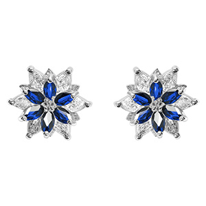 Boucles d'oreille tige en argent rhodi� 10mm fleur d'oxydes blancs et bleus sertis