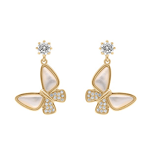 Boucles d'oreille tige en plaqu� or pendantes papillon nacre blanche v�ritable et oxydes blancs