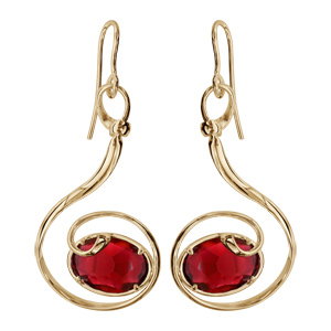 Boucles d\'oreilles finition dorée crochet volute verre taillé main rouge - Vue 1
