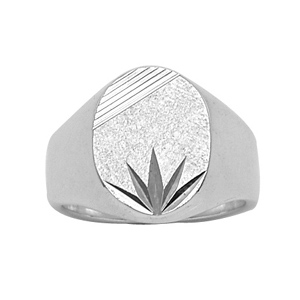 Chevalière en argent plateau ovale diamanté ciselé en étoile en bas et strié en haut - Vue 1