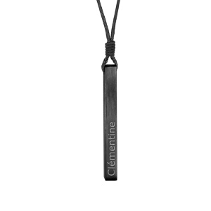 Collier avec pendentif tube rectangulaire en acier satiné et PVD noir 4mm prénom à graver et cordon noir réglable - Vue 1