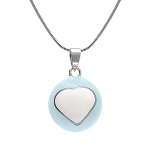 Collier en acier bola de grossesse rond 21mm r�sine bleu ciel et coeur blanc - 90+20cm
