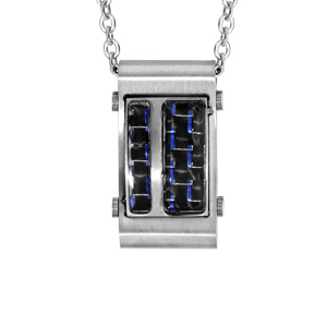 Collier en acier chaîne avec pendentif rectangulaire avec carbone quadrillé avec reflets bleus - longueur 50cm + 5cm de rallonge - Vue 1