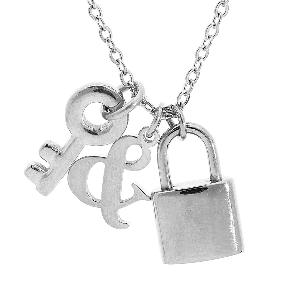 Collier en acier cha�ne avec pendentifs cadenas, clefs et \