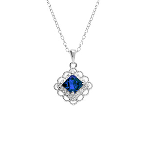 Collier en argent avec pendentif carr� oxyde bleu et halo d'oxydes blancs sertis - 39+4cm
