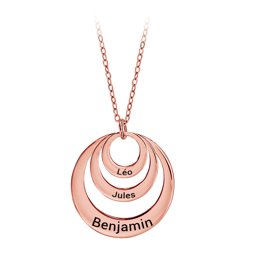 Collier en plaqué or chaîne avec pendentif initiale F ornée d'oxydes