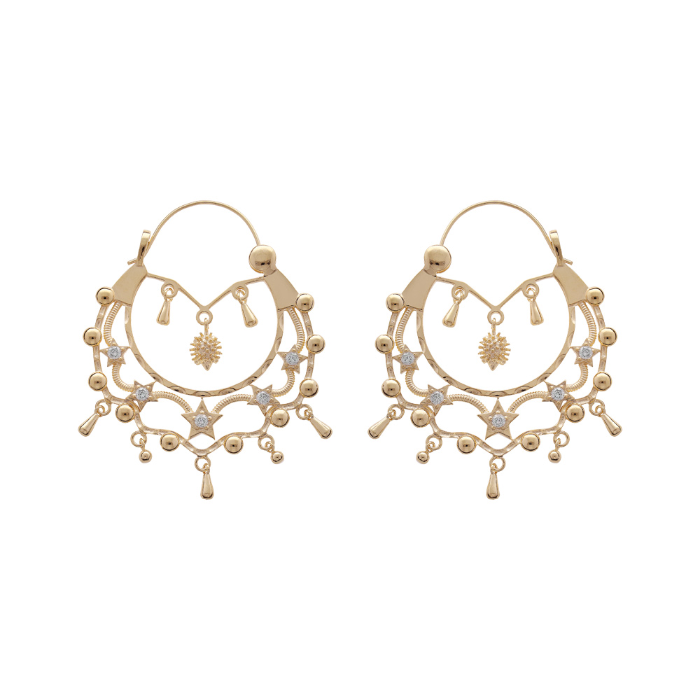 Cr�oles �thniques en plaqu� or avec pierres blanches avec petit h�risson suspendu  diam�tre 45mm - Vue 1