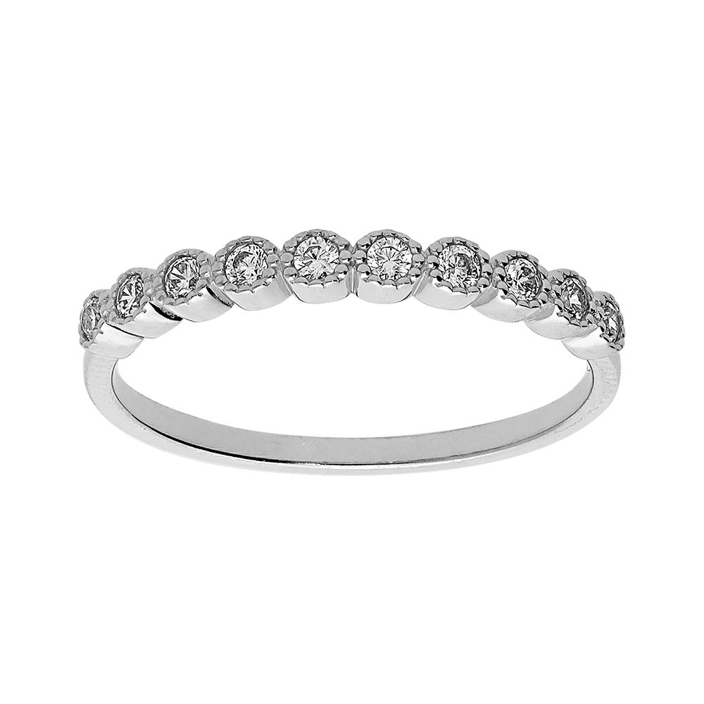 Alliance en argent platiné avec 10 oxydes blancs sertis Alliance en argent platiné avec 10 oxydes blancs sertis