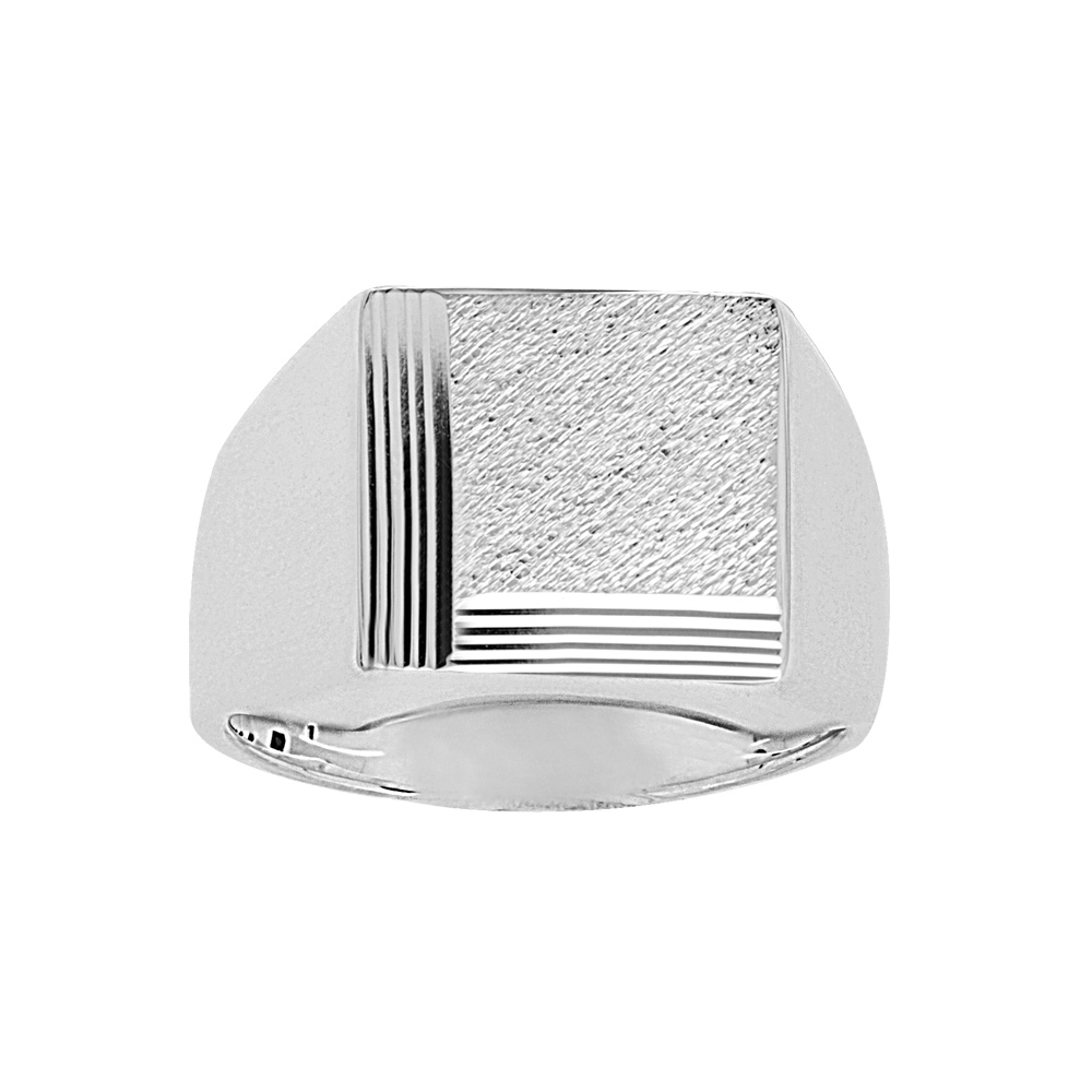 Chevalière en argent plateau carré diamanté et strié sur 2 bords consécutifs