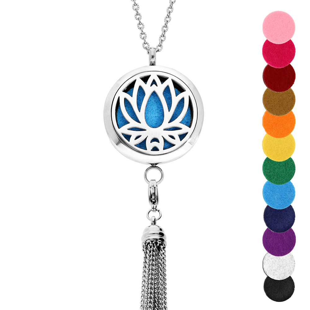 Collier avec Pendentif diffuseur de parfum médaillon fleur de lotus et pompon chaînettes - réglable 45 à 65cm