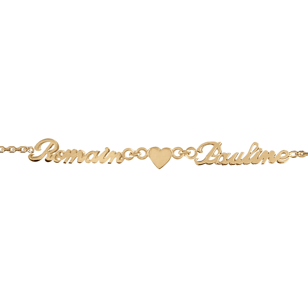 Bracelet en plaqué or chaîne maille forçat avec découpe anglaise 2 prénoms séparés par un coeur - longueur 18,5cm réglable 17cm