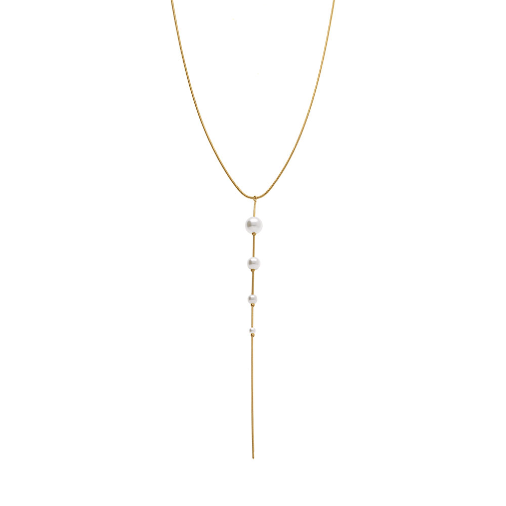 Collier en acier dor� cravate quatre perles imitation blanche - 42+5cm - Vue 2