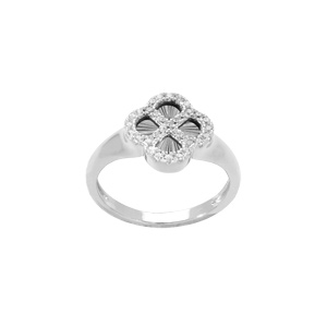 Bague en argent rhodié trèfle sur fond diamanté, contour d\'oxydes blancs - Vue 2
