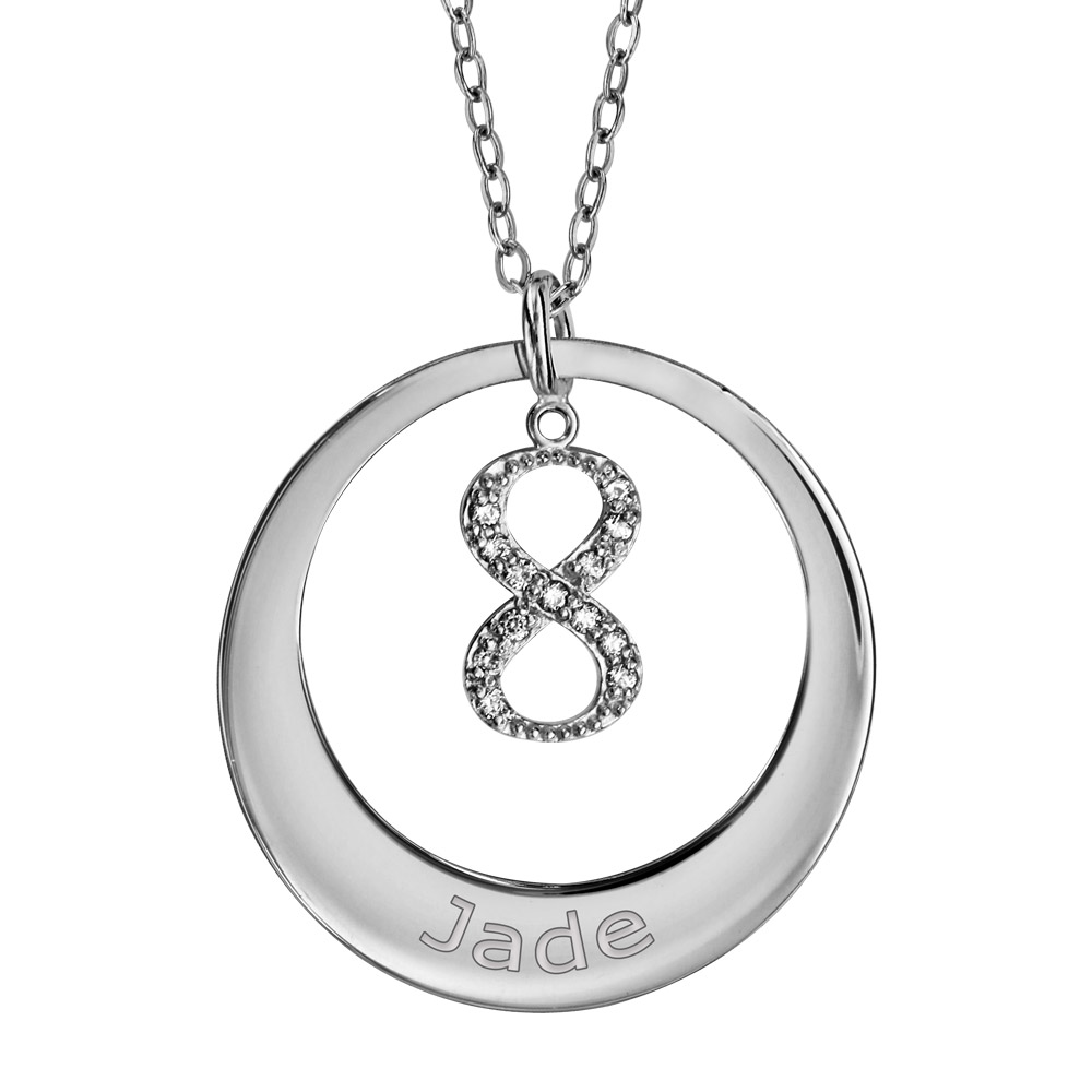Collier en argent rhodié chaîne avec pendentif anneau prénom à graver et symbole infini orné d’oxydes blancs sertis suspendu au milieu – longueur 40cm + 5cm de rallonge