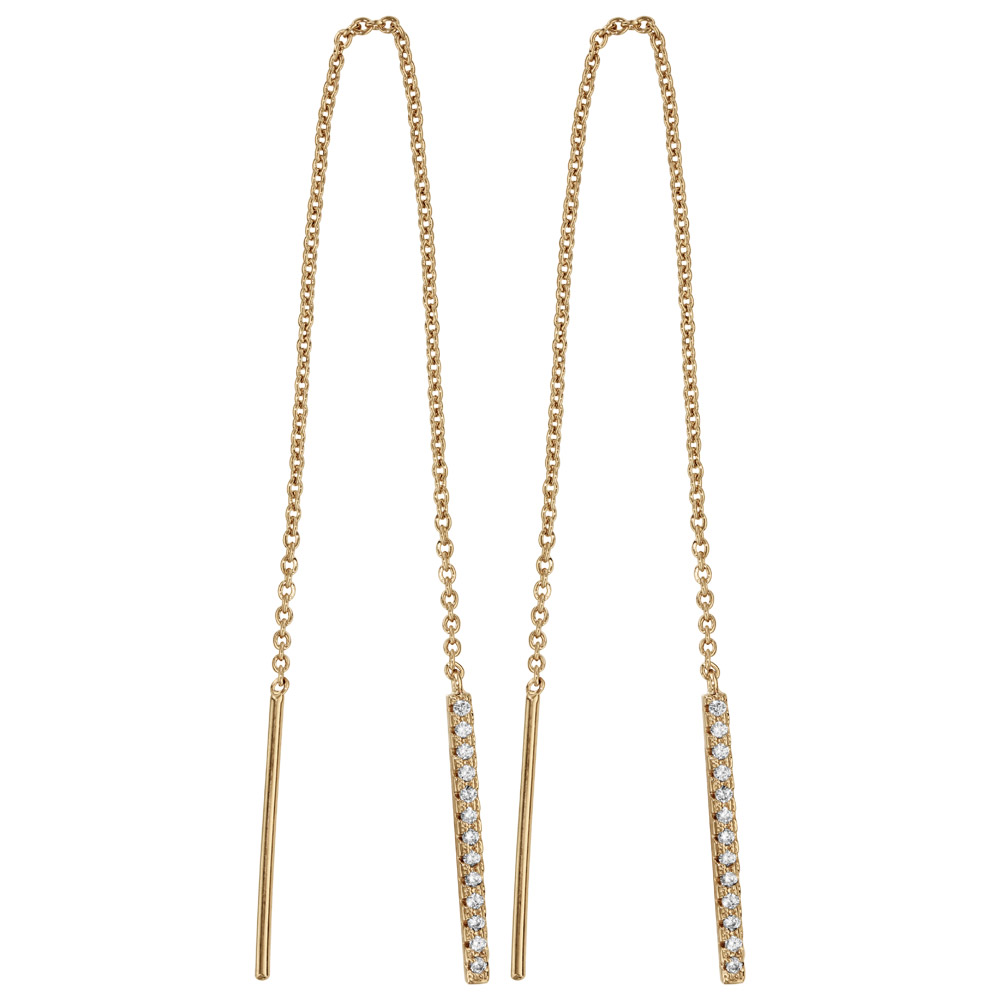 Boucles d’oreilles passantes en plaqué or chaînette avec 1 bâton orné d’oxydes blancs sertis à 1 extrémité et 1 baguette lisse à l’autre