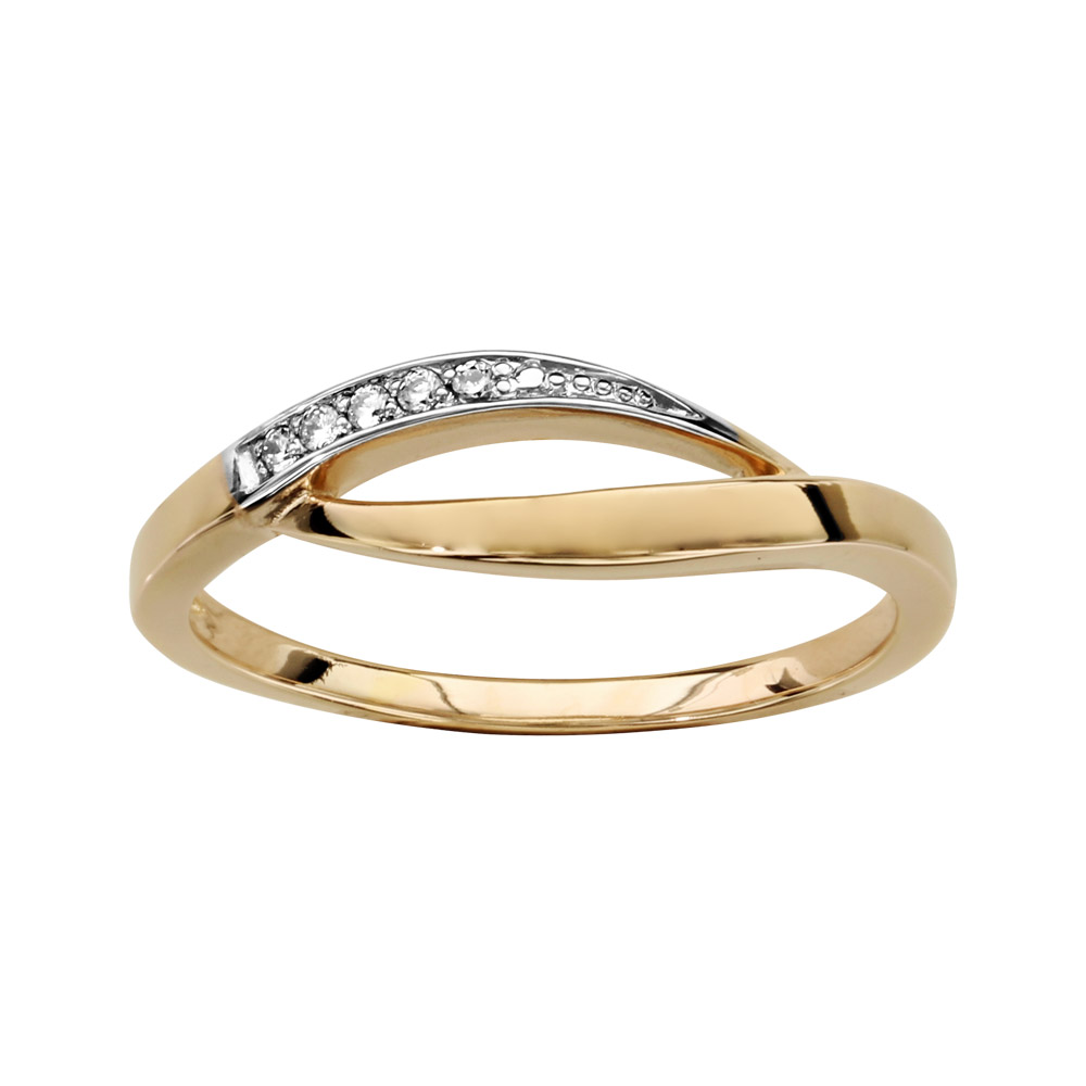 Bague en plaqué or brin tournant avec extrémités en pointe dont 1 ornée d’oxydes blancs
