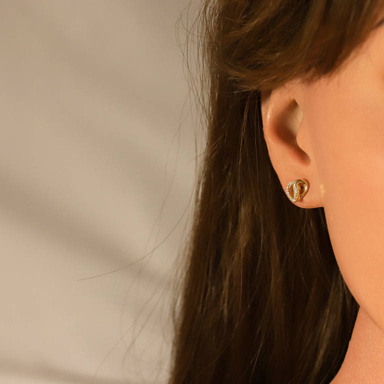 Boucles d\'oreille en argent doré coeur pavé d\'oxydes blancs - Vue 20