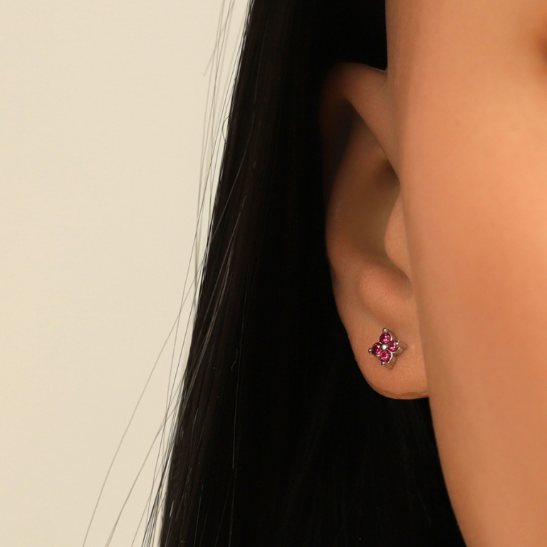 Boucles d\'oreille tige en argent rhodi� fleur d\'oxydes rouges - Vue 20