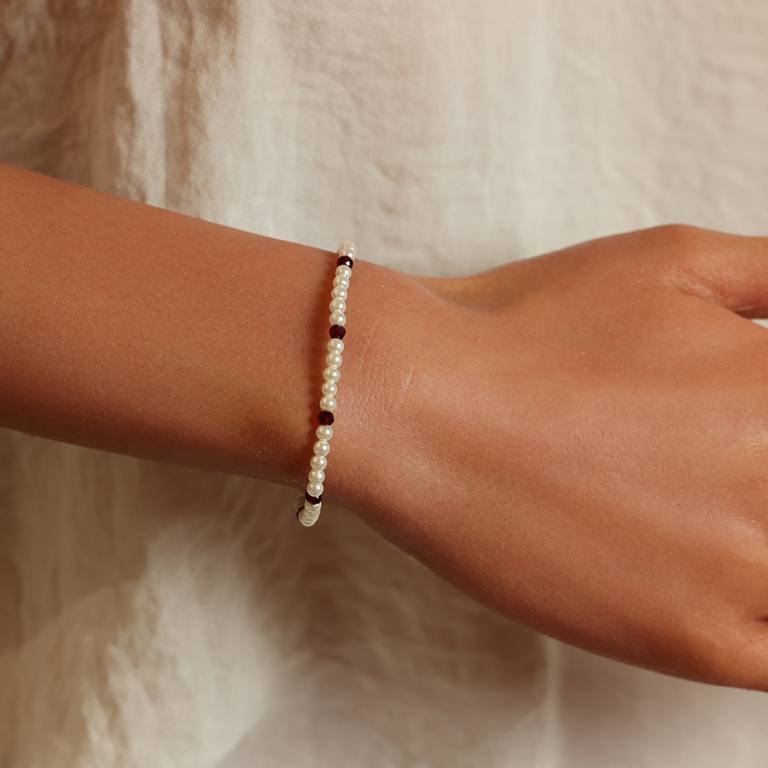 Bracelet en argent rhodi avec perles 3mm blanche de synthse et perles rouges 16+3cm - Vue 20
