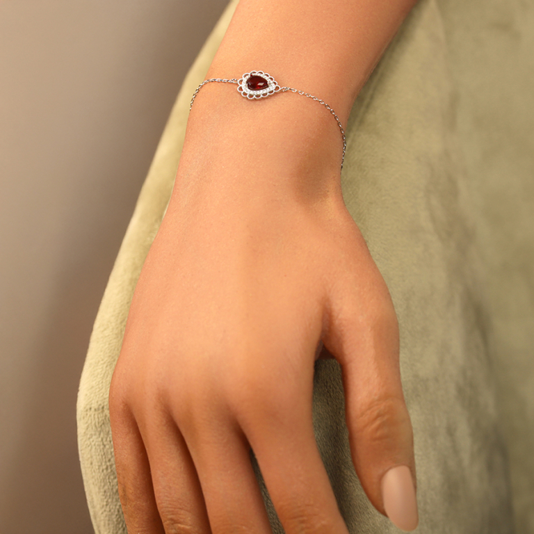 Bracelet en argent rhodi� goutte oxyde rouge serti contour oxydes blancs sertis et dentell� -15+3cm - Vue 20