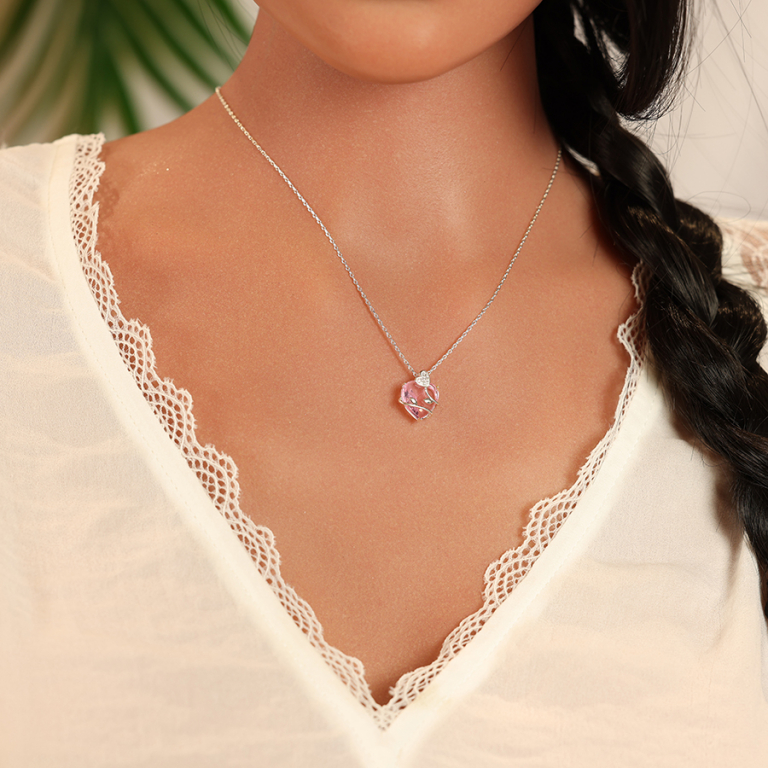 Collier en argent platin chane avec pendentif coeur oxyde rose et arabesque d\'argent 42+3cm - Vue 20