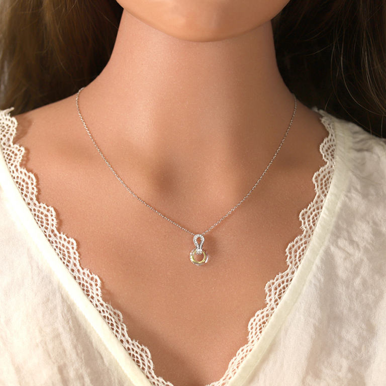 Collier en argent rhodié pendentif cercle verre faceté blanc et volute oxydes blancs sertis - 44cm réglable 42 et 40 - Vue 20