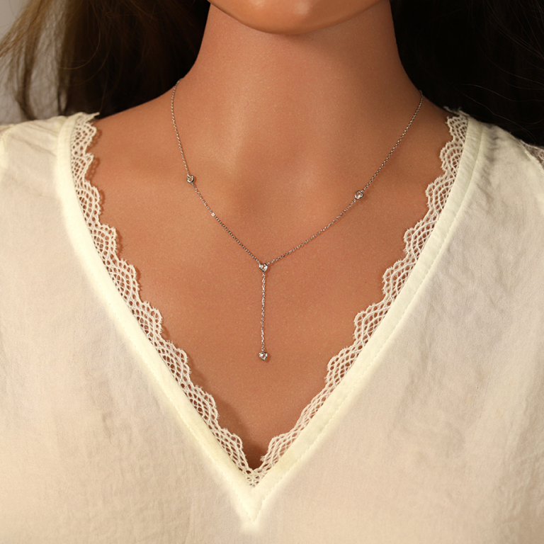 Collier en argent rhodié forme cravate avec coeurs oxydes blancs - 38+5cm - Vue 20
