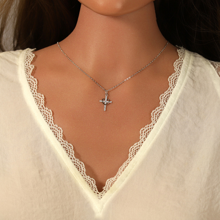 Collier en argent rhodie coeur avec croix orne d\'oxydes blancs - 38+5cm - Vue 20