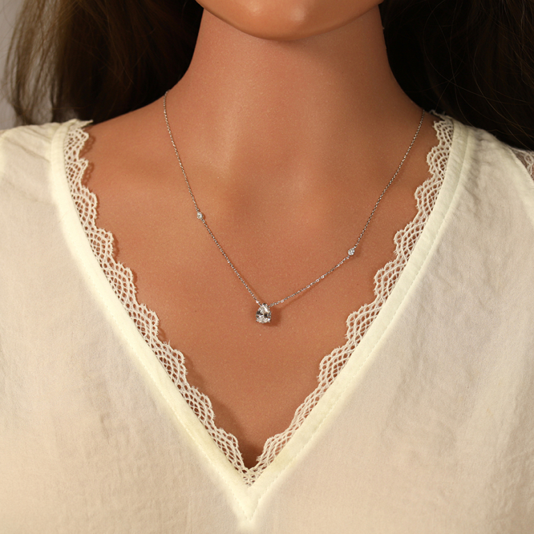 Collier en argent rhodi pendant goutte d\'oxyde blanc - 42+3cm - Vue 20