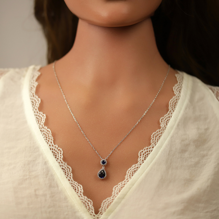 Collier en argent rhodié pendentif goutte avec oxydes bleu et contour oxydes blancs sertis - 42+3cm - Vue 20