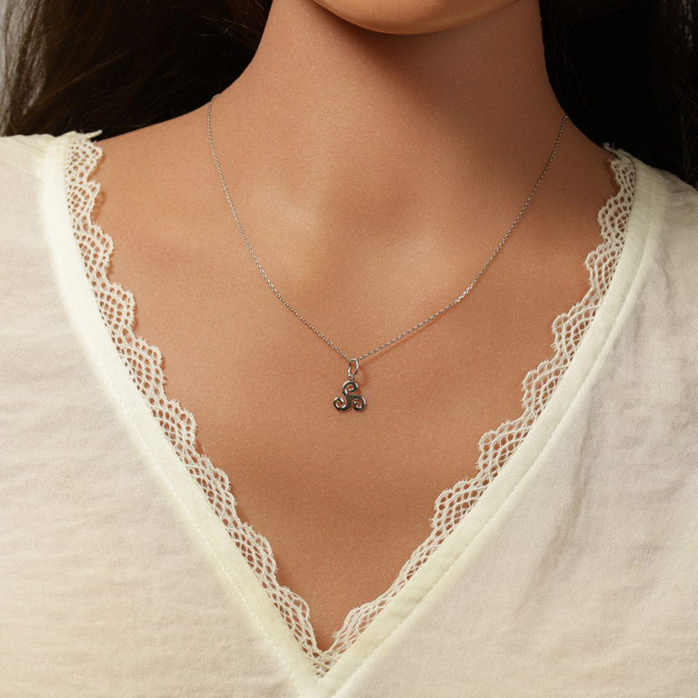 Collier en argent rhodié pendentif triskel simple 10mm - 40+5cm - Vue 20