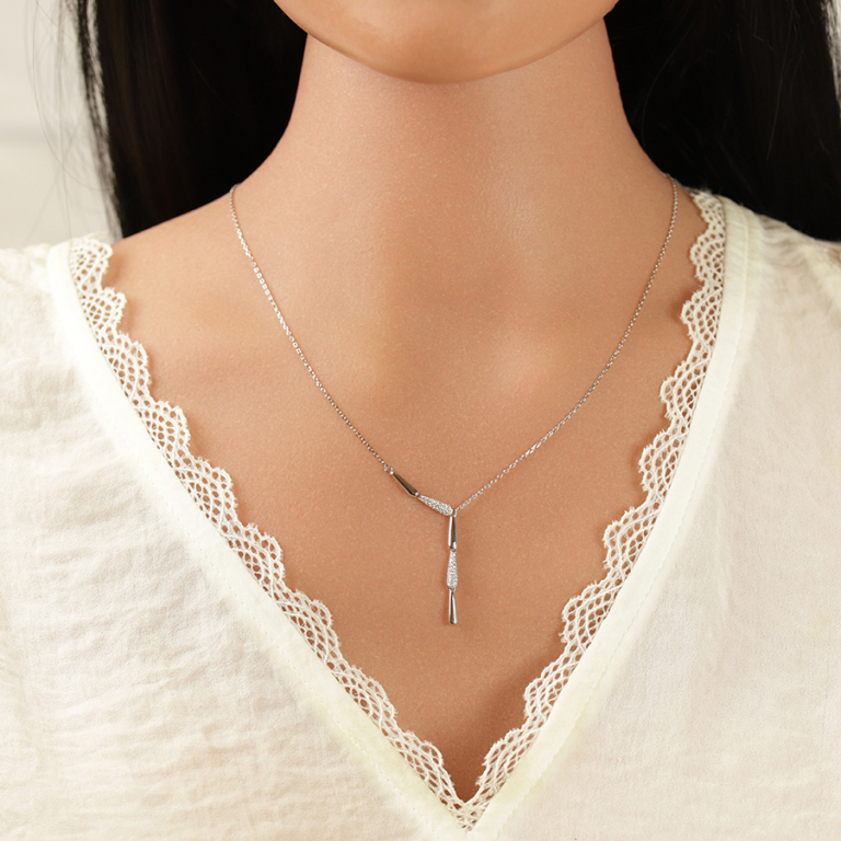 Collier en argent rhodi� cravate lisse et oxydes blancs sertis - 40+3cm - Vue 20