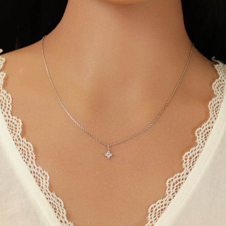 Collier en argent rhodi� pendentif fleur d\' oxydes blanc - 38+4cm - Vue 20