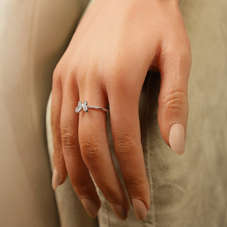 Bague en argent rhodi� motif papillon avec oxydes blancs sertis - Vue 20