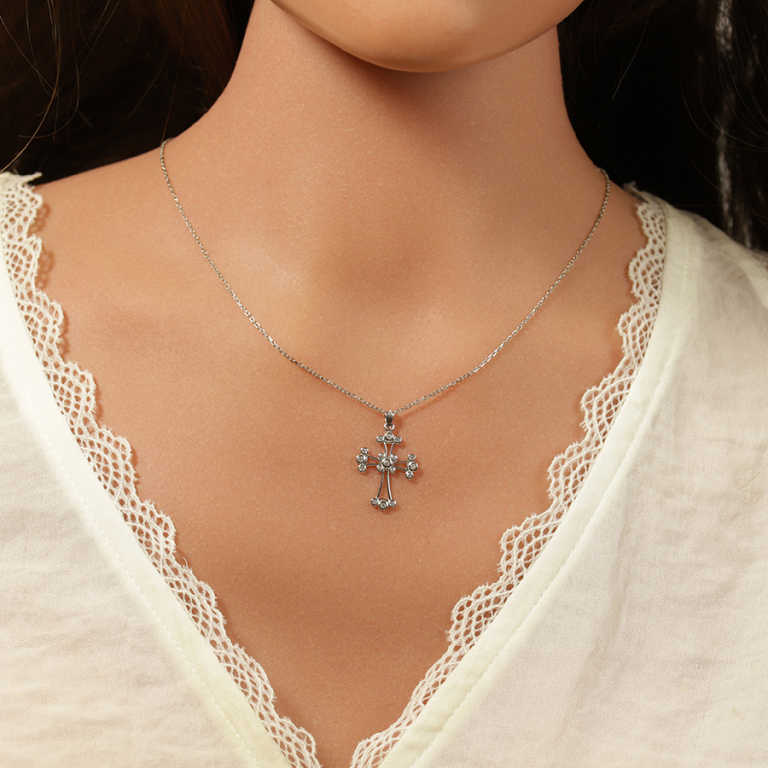 Pendentif en argent rhodié croix chaldeenne 23mm x 16mm oxydes blancs - Vue 20