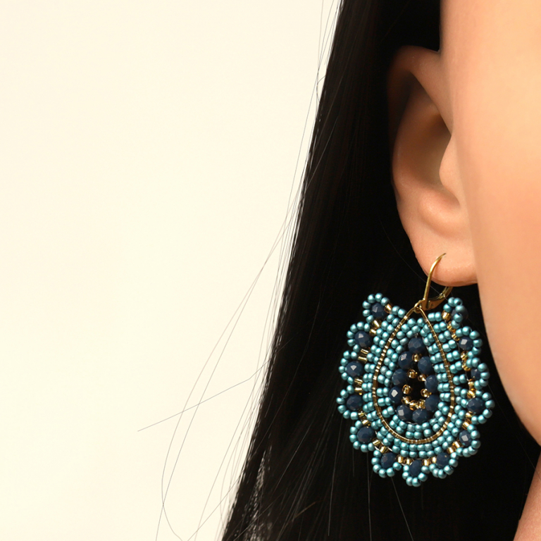 Boucles d\'oreille pendantes boh�me en acier dor� perles turquoises et bleu marine - dormeuse - Vue 20