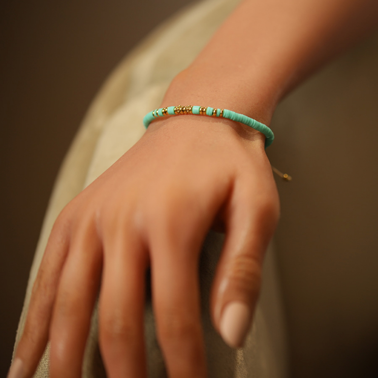 Bracelet en acier cordon coulissant rondelles turquoise imitation et boules PVD dor - Vue 20