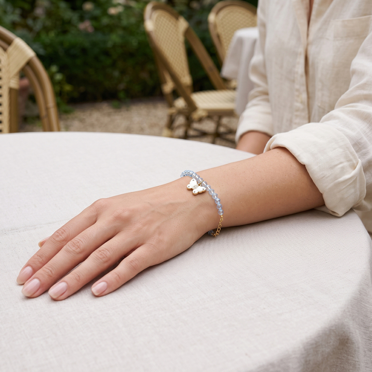 Bracelet en acier dor� perle bleu ciel avec pampille papillon - 16.5+5cm - Vue 20