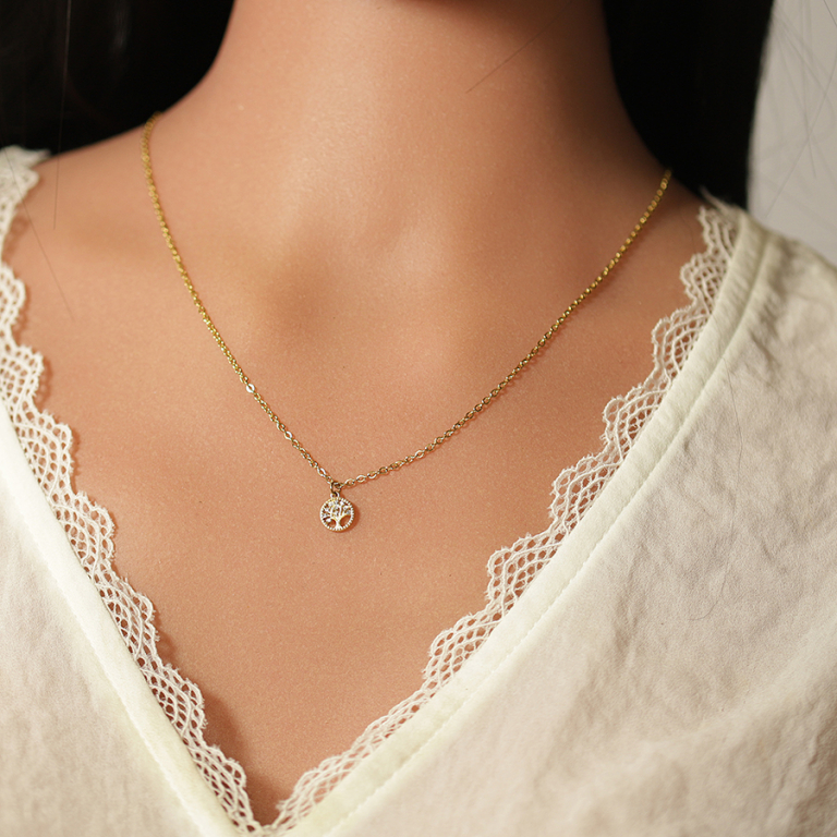 Collier en acier doré pendentif rond arbre de vie contour oxydes blancs sertis - 38+5cm - Vue 20