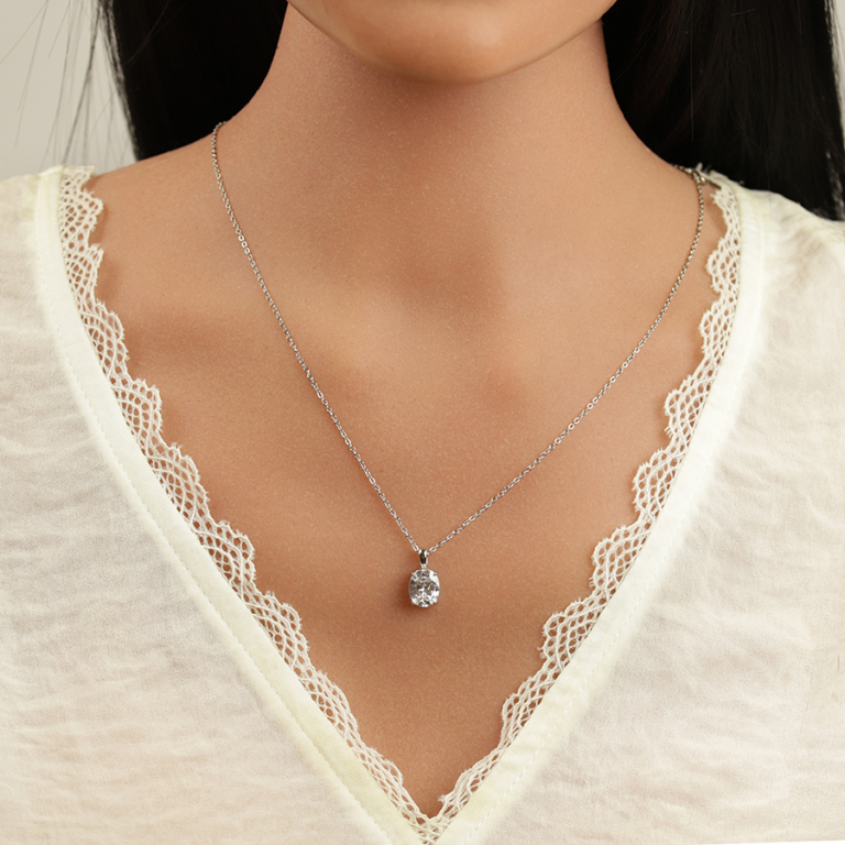 Collier en acier pendentif d\'oxyde blanc serti 0.81cm x 0.99cm  - 38+5cm - Vue 20